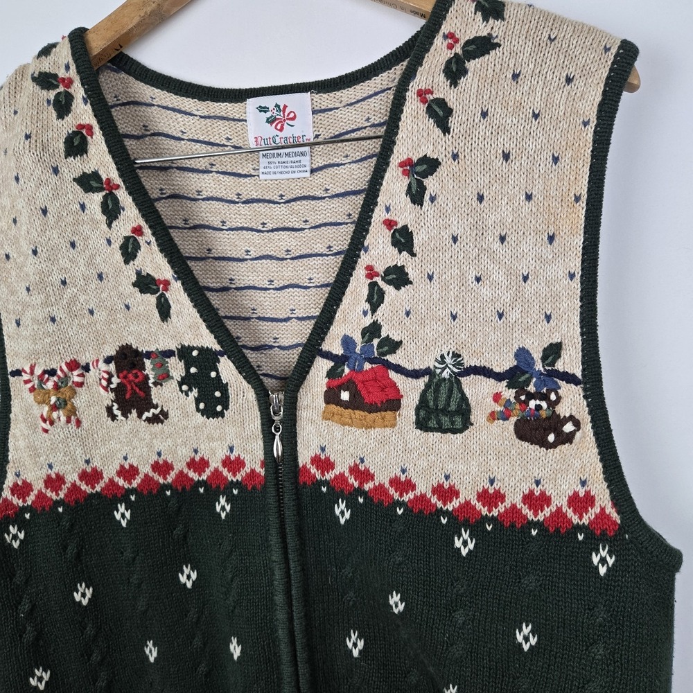 Nutcracker Christmas Sweater Vest Women Green Beige Holiday Size Medium - Picture 2 of 9